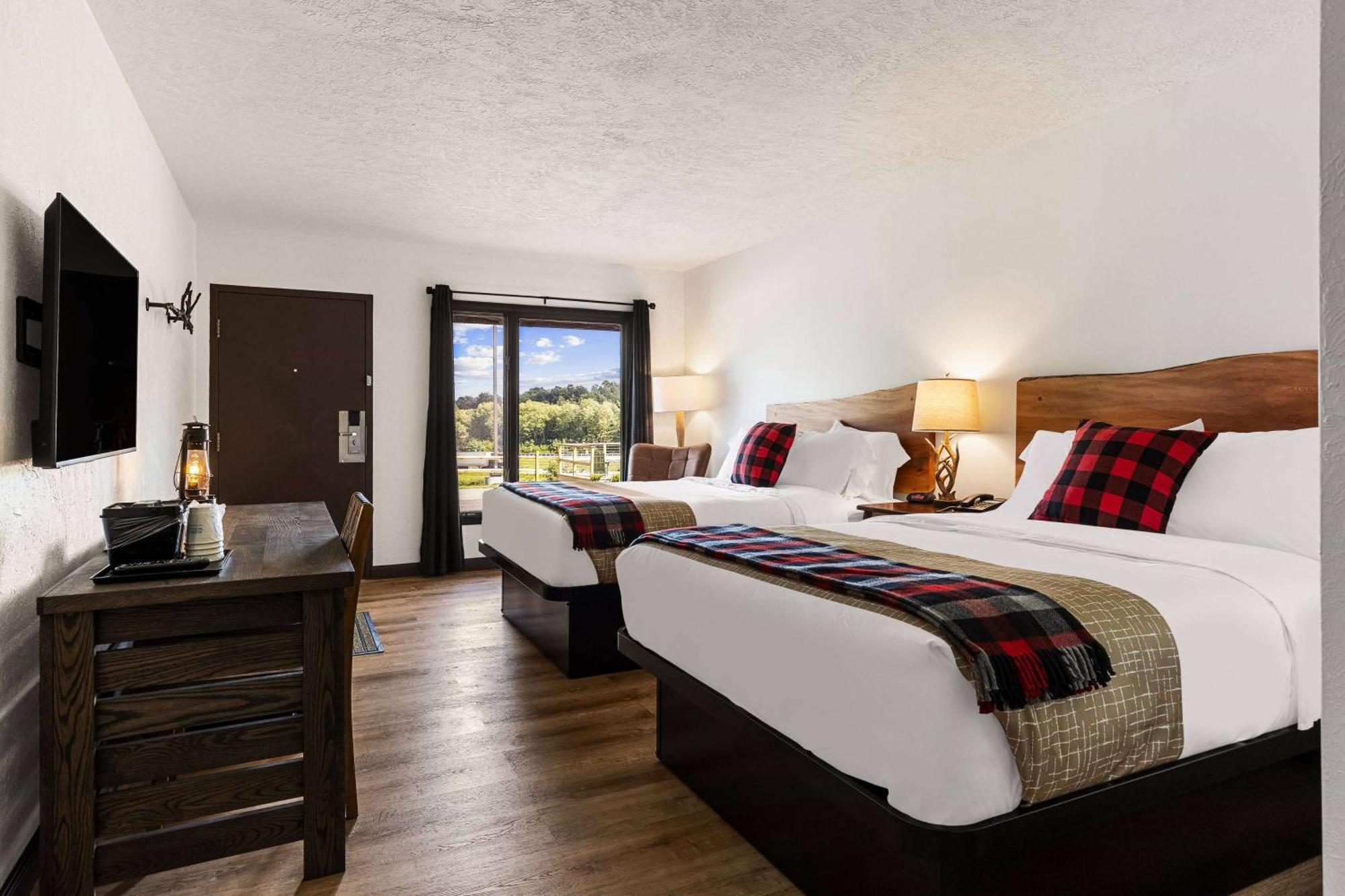 Travelodge By Wyndham Emlenton Экстерьер фото