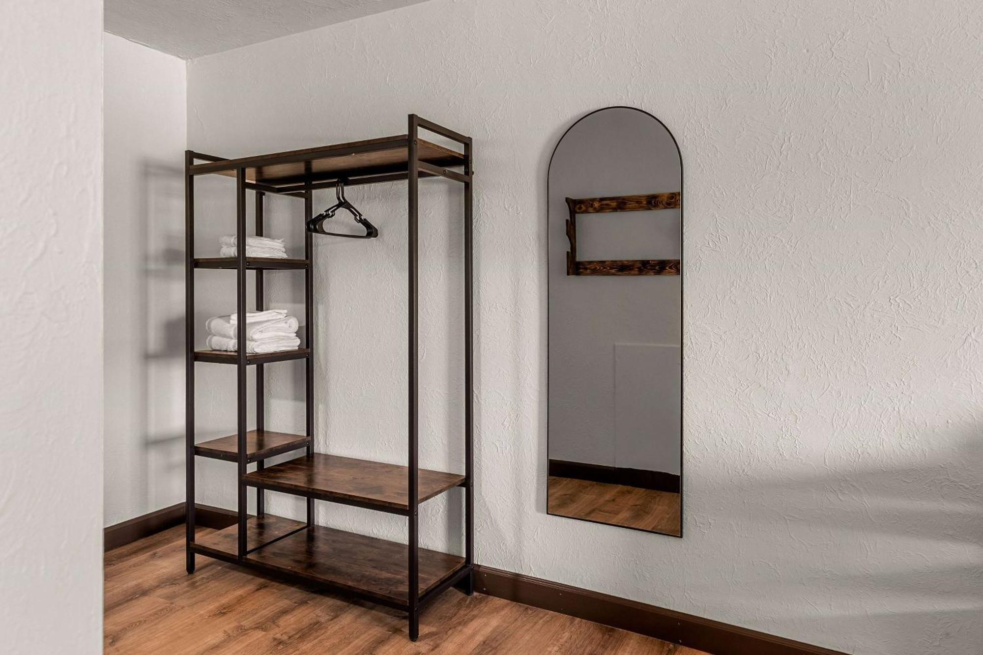 Travelodge By Wyndham Emlenton Экстерьер фото